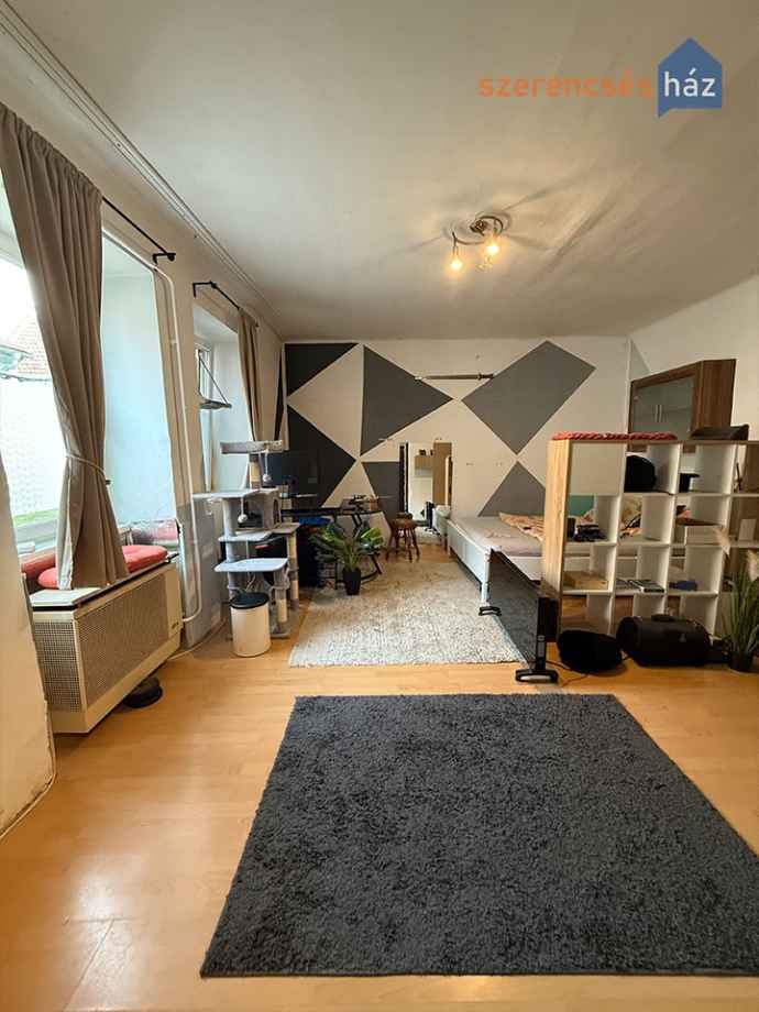 35 m2-es sorház jellegű lakóház a Pócsi utcában